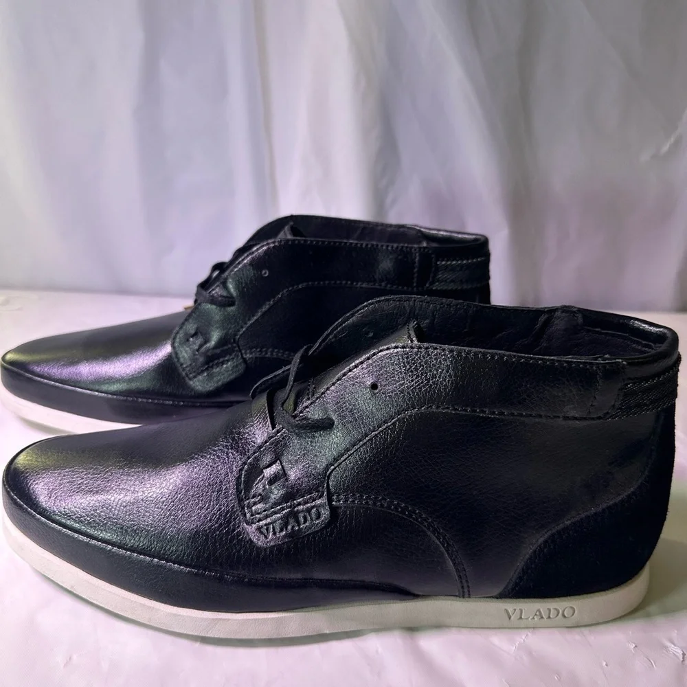 Vlado Black Leather Chukka Boots for Men